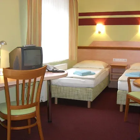 & Zum Eichenkranz Hotel 3*